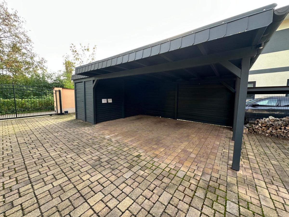 Stadtvilla In Leipzig 7 Personen 3 Schlafzimmer 2 Baeder Garten Und Terrasse Zentral Gelegen Messe Innenstadt Seen Exteriör bild